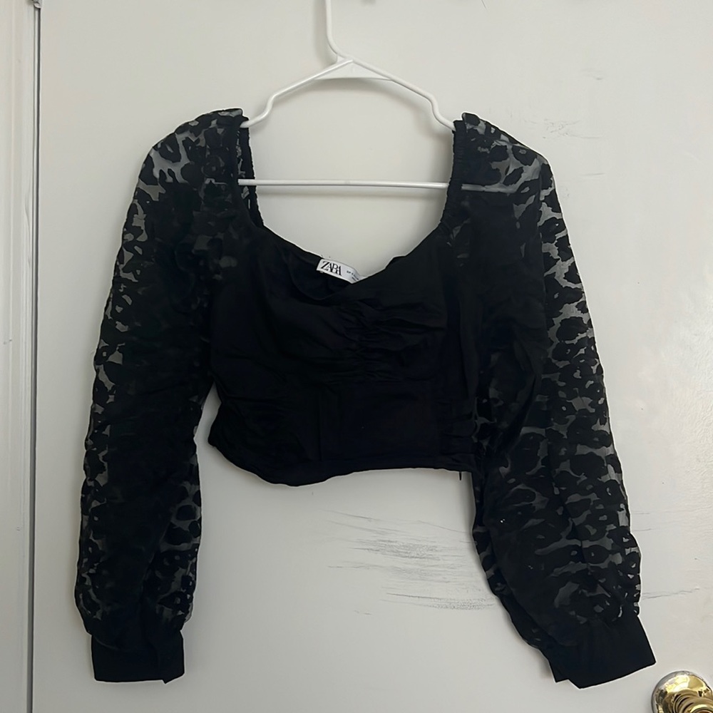 Cropped black Zara top